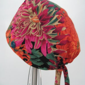 Mums floral print Scrub Caps for Women or Men, Surgical Caps , Surgery Caps, Tie back scrub cap, Ponytail scrub cap, Nurse Hats, Chemo Hats