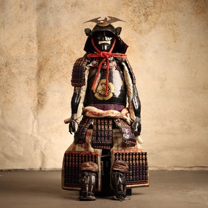 Vintage Japanese Yoroi Samurai Kabuto Armour A Set (24A-145)