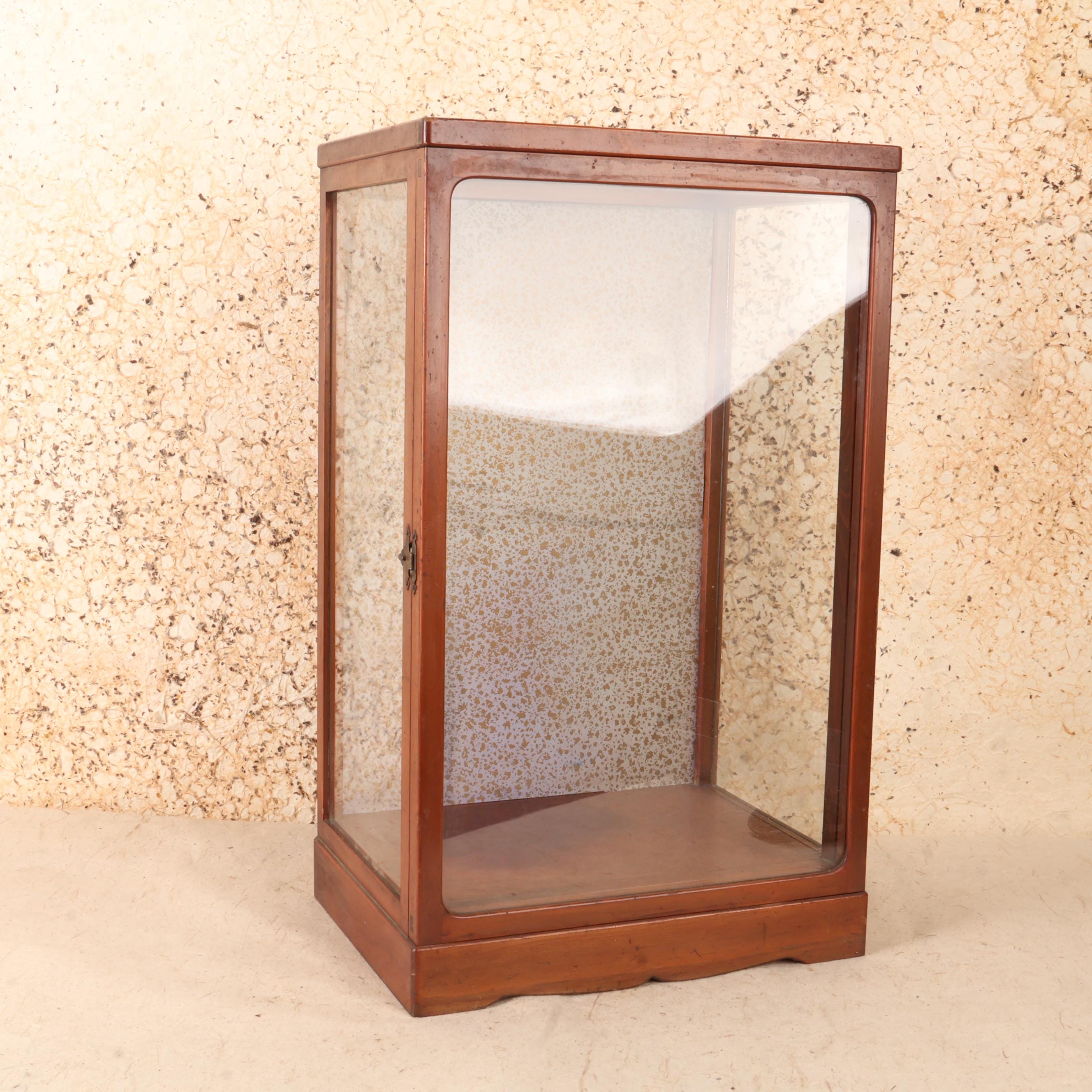 Vintage Japanese Display Case - Etsy