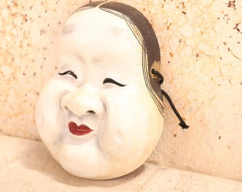 木製お多福・おかめ面 (24J-342-10) - Etsy 日本