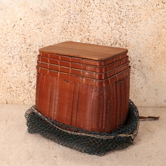 Vintage Japanese Biku Fishing Basket With Lid and Net(sku 25S-1115