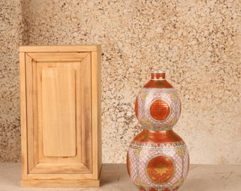 Vintage Japanese Kutani-Style Porcelain Hyotan Double-Gourd Vase, Late Showa (1966-1989) | SKU: 26M-737