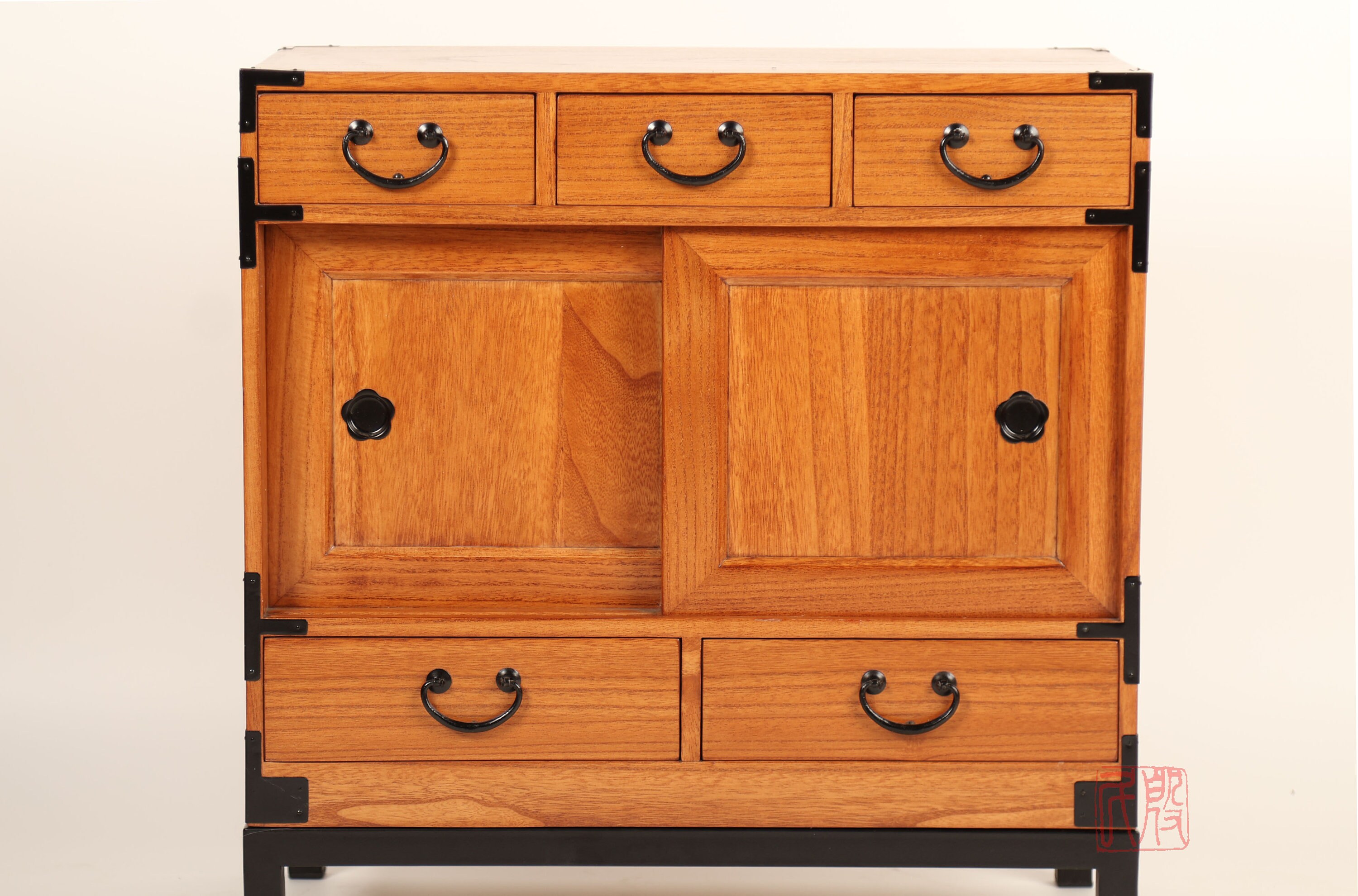 家具 katatumuri Japanese Style Artisan's Chest, Hand Made With Solid Kiri Wood