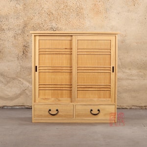 Japanese style kiri wood shoe chest, getta bako. (KB29)