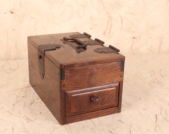 Antique Japanese Kakesuzuri Ink Box, Keyaki Wood, Meiji Era (25D-158-2)