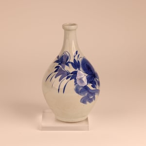 Vintage Japanese Sake Bottle Tokkuri (23M164-1)