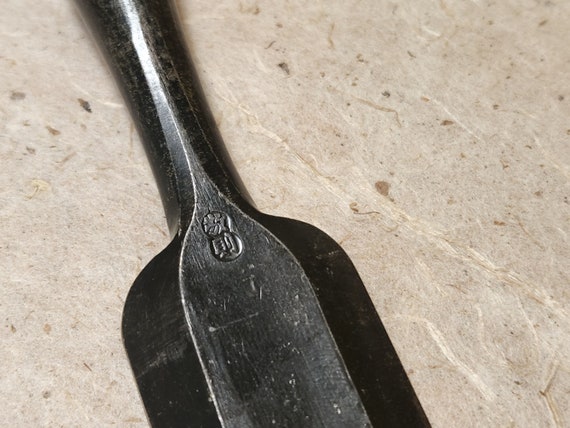 Japanese Chisel Nomi Carpenter Tool (22J-299-A) VINTAGE, NOT Japanese Chisel Nomi Carpenter Tool (22J-299-A) VINTAGE, NOT