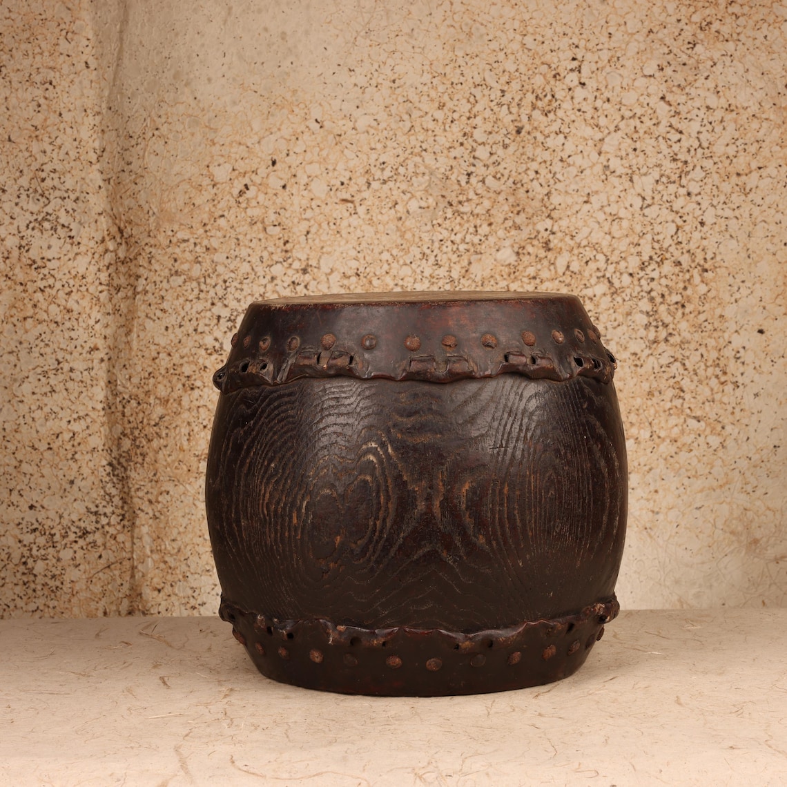 Antique Japanese Taiko Drum with Tomoe Mon Crest,Early Meiji circa 1868–1877 | SKU: 26M-720, foto 1 di 5