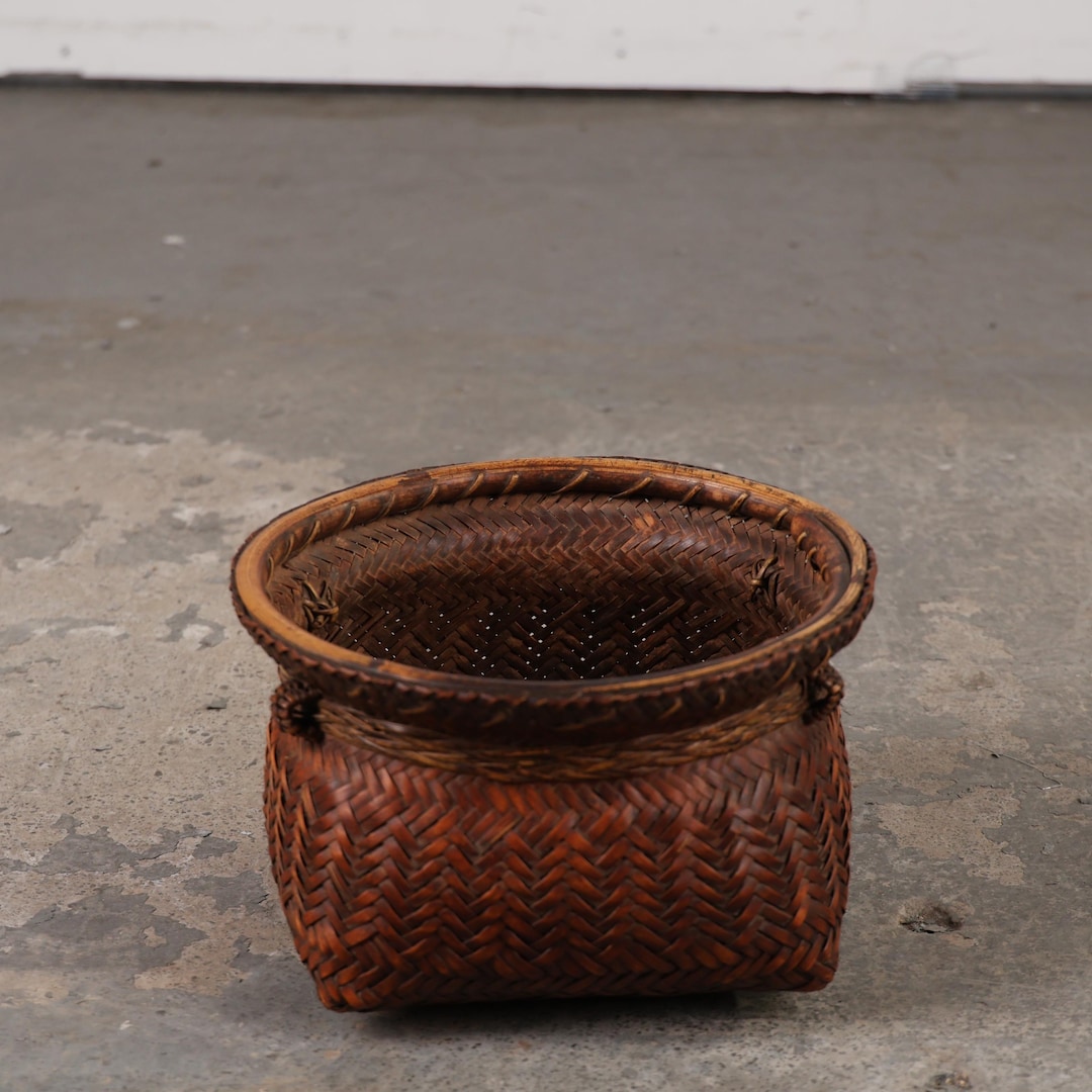 Antique Japanese Bamboo Basket - 1920s Taisho Era (25D-351) - Etsy