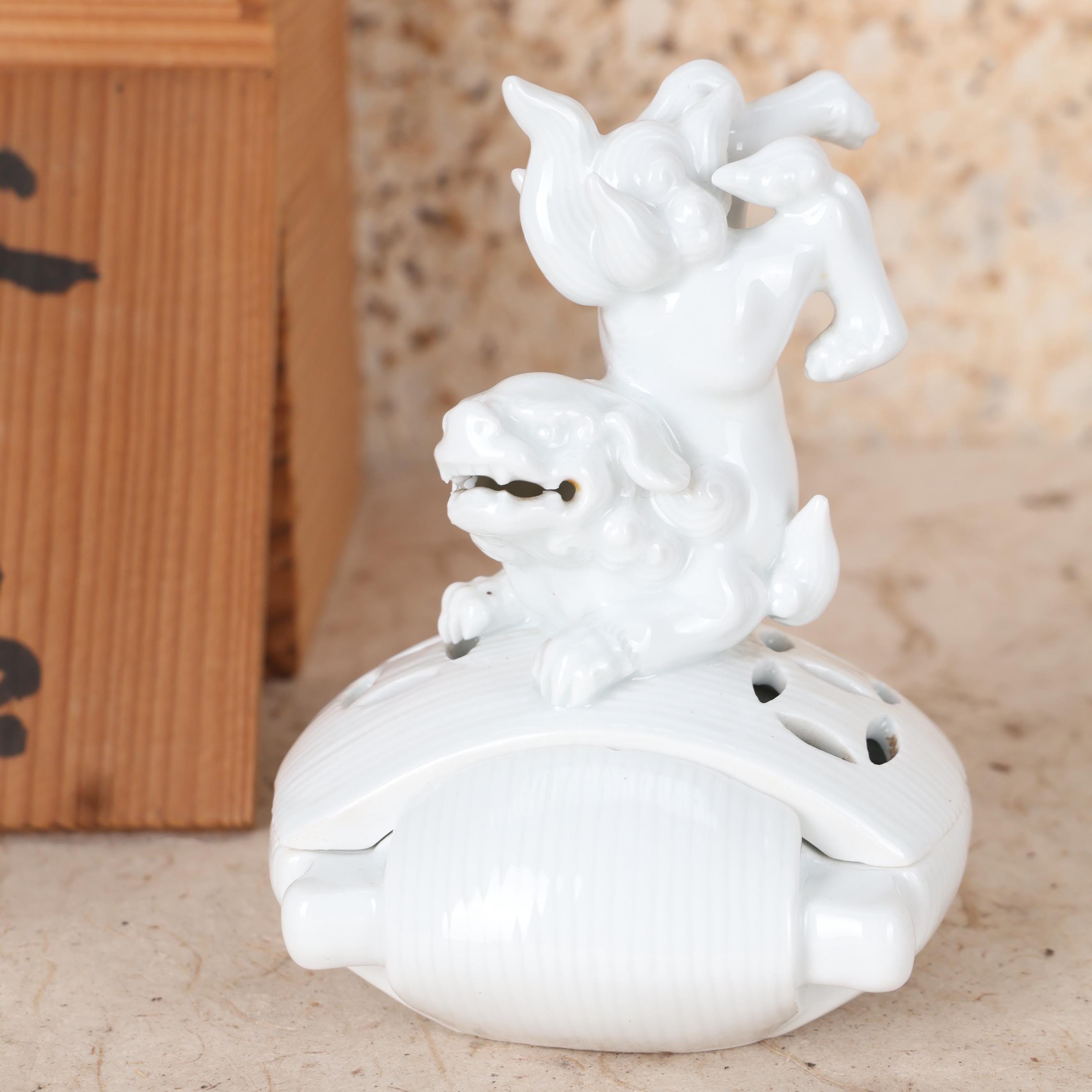新品未使用 白磁香炉 インテリア小物 新品未使用 白磁香炉 インテリア小物 2d2c52ce185ede12a26ce130607844