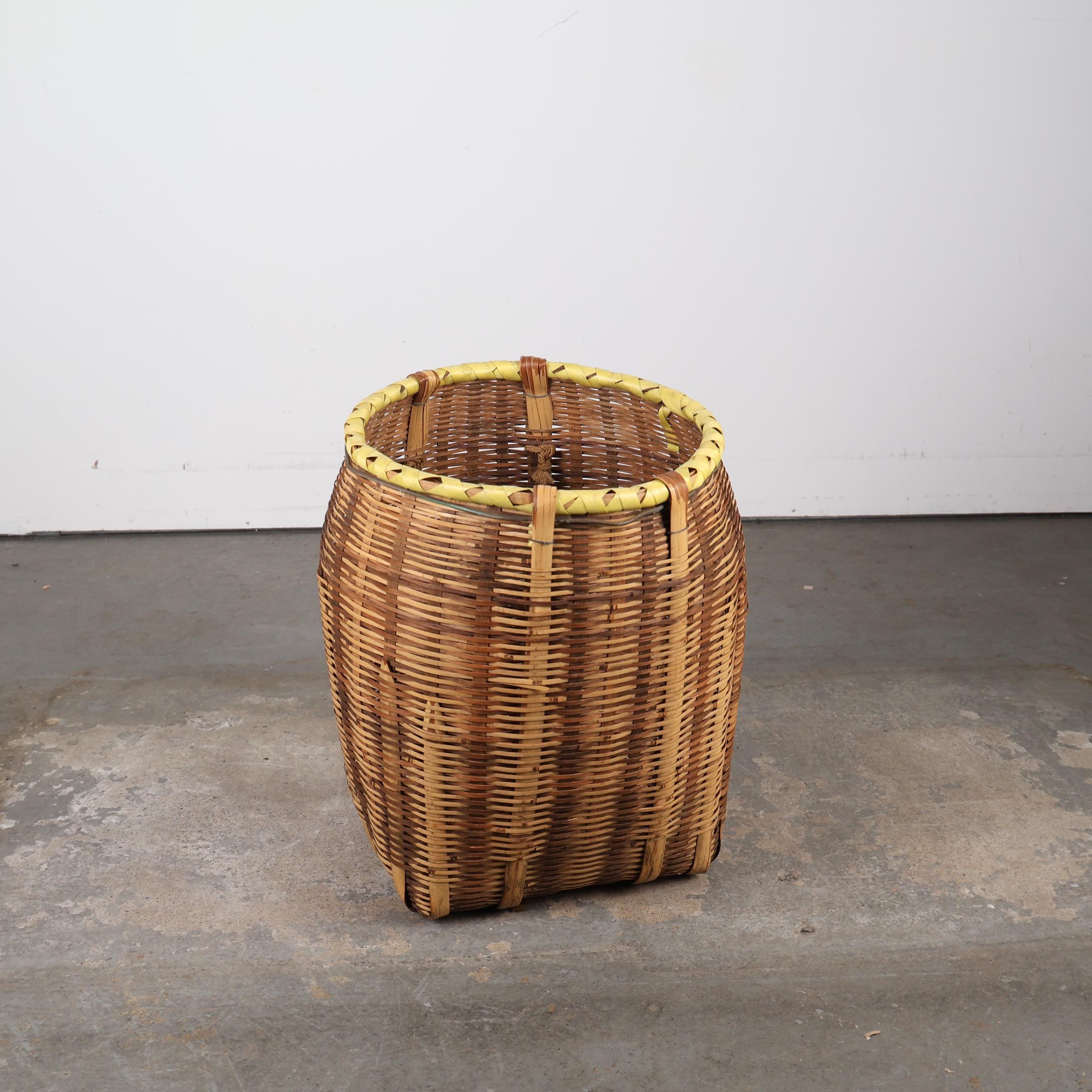 Vintage Japanese Bamboo Backpack Basket - 1980s Showa Era (25D-414