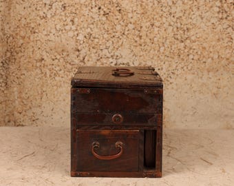 Antique Japanese Merchant's Portable Cash Box (Choba-bako) with Soroban Abacus, Taisho period, 1912-1926 | SKU: 26M-754-3