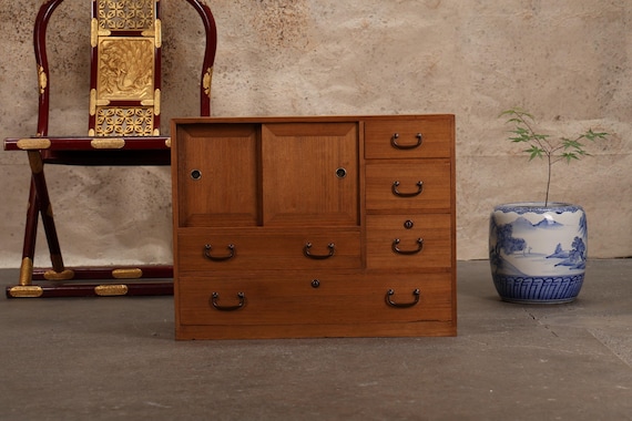 アンティーク 日本製 小型箪笥（桐材使用） — 1920年代、大正時代 (SKU