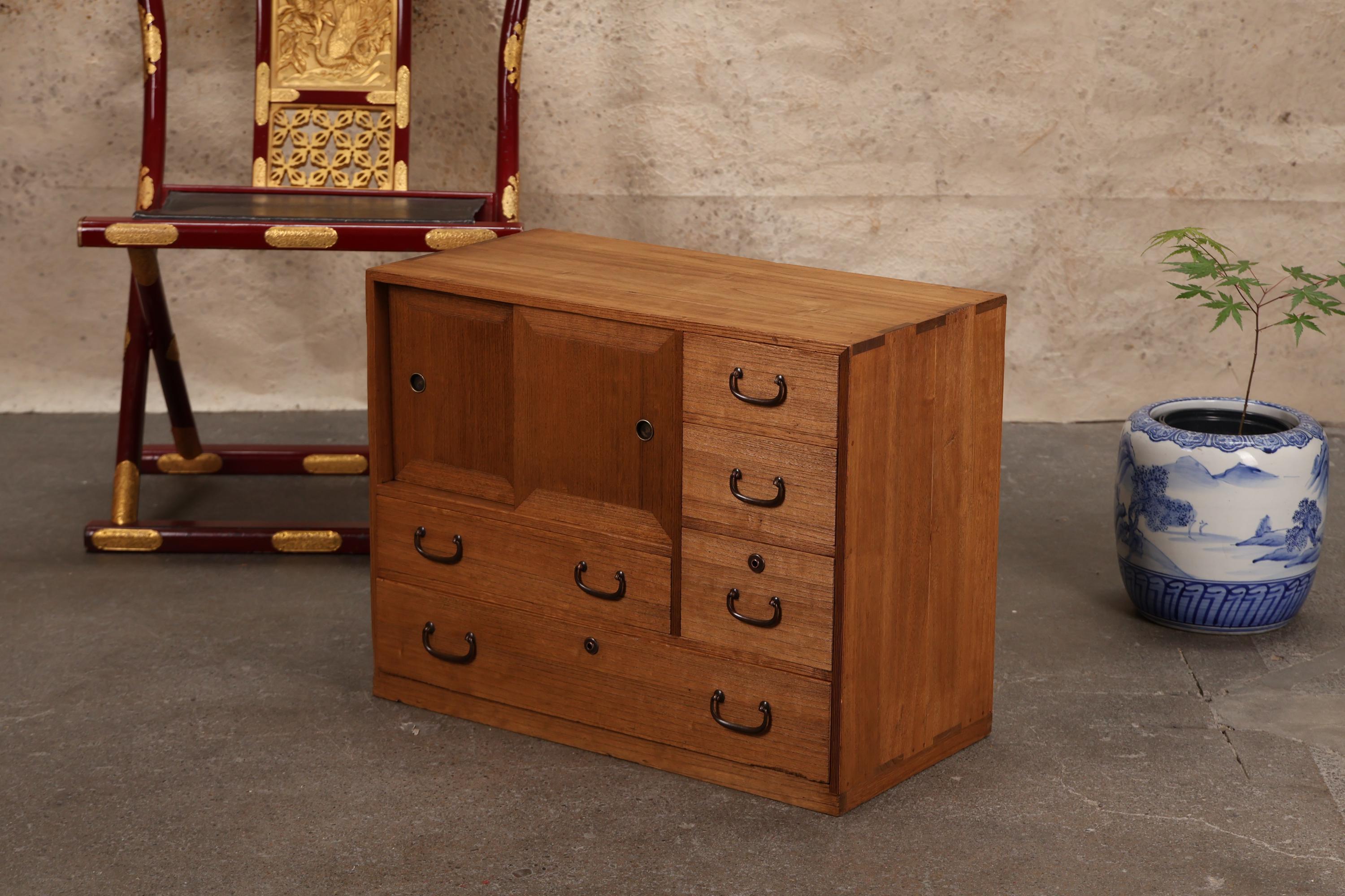 アンティーク小箪笥 木製時代箪笥 桐箪笥 iloo73452.jpg