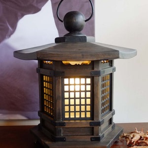 Japanese style lantern, made of solid fir wood. WL1 image 5
