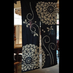 traditional cotton noren, door way curtain. (AA95) 35&quot;W x 59&quot;L