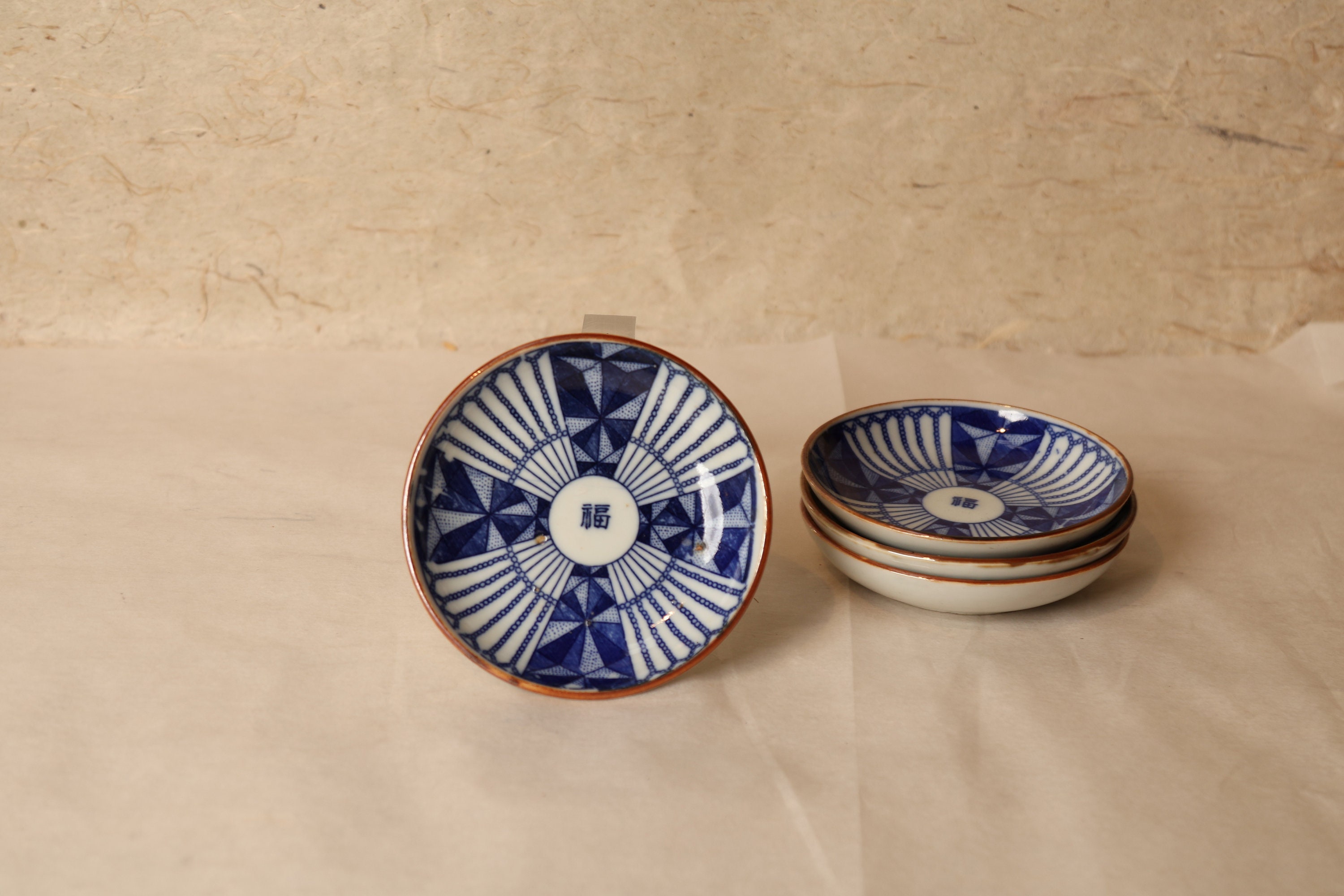 ヴィンテージ和食器、青と白（4個セット） - Etsy 日本