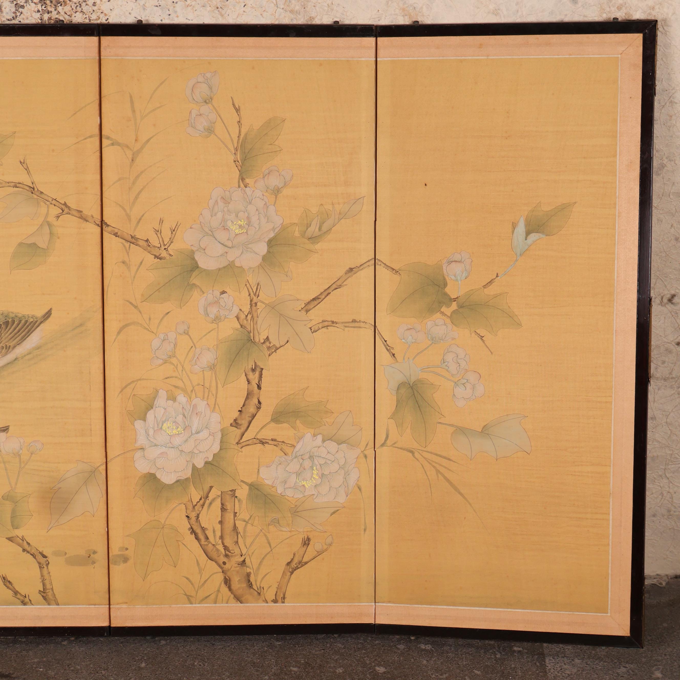 鴛鴦と牡丹を描いた日本のヴィンテージ屏風（紙製、1950年、昭和時代
