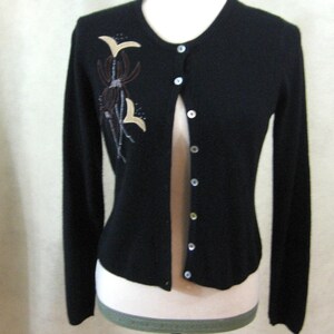 Free People Vintage Embellished Sweater with Applique Design Bild 3