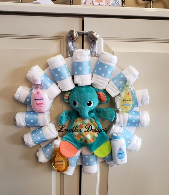 diaper wreath for baby shower