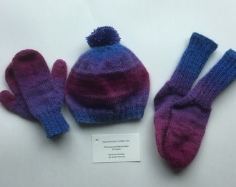 Hand Knit Toddler/Child Small Hat, Socks, Mittens set (CSMG52)