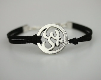 Ohm bracelet Big charm Yoga charm bracelet Om symbol bracelet Suede bracelet Ohm yoga charm Gift for yoga lover Leather bracelet adjustable