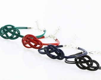 Celtic knot leather bracelet brown Irish knot bracelet Red women leather cord bracelet Green irish jewelry Black women leather bangle blue