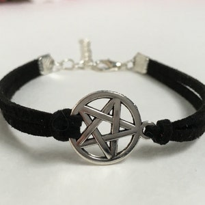 Small pentagram bracelet Pagan bracelet Silver pentagram bracelet Pentagram charm bracelet Pentagram pendant bracelet Pentagram jewelry