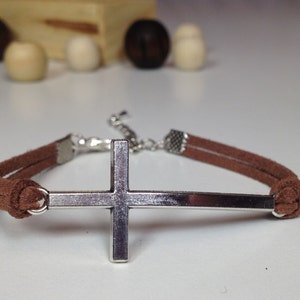 Zilveren zijwaarts Kruis armband antieke zilveren kruis bedelarmband cross sieraden spirituele armband horizontale Kruis armband geloof armband
