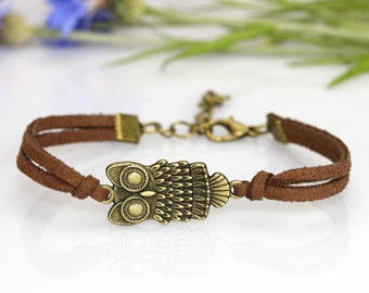Bronze Owl bracelet Wise owl charm Friendship bracelet bird Suede cord bracelet Antique bronze owl jewelry Owl lover bracelet Gift for women