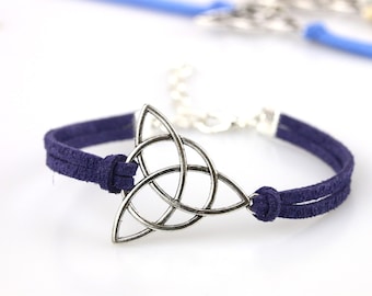Irish triangle bracelet Silver triquetra charm Religious trinity jewelry Celtic symbol Gift for friend Irish ornament St Patricks day gift