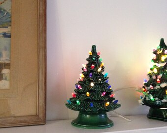 Ceramic Christmas Tree Light Up Table Top Vintage Chippy Bumps Bruises See Details Ceramic Christmas Tree Light Up Table Top Vintage Chippy Bumps Bruises See Details