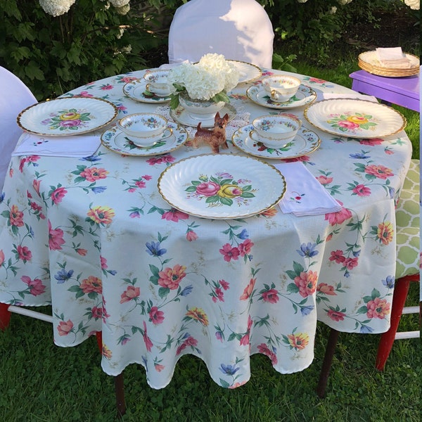 Oval Tablecloth Floral Pink Yellow  Blue Flower Vines of Green Beautiful Tablecloth