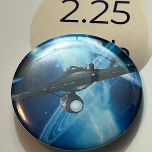 Spaceship Star Trek  fan art     - pinback Button -  2.25 inch vote