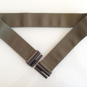 Fashion army green elastic waist belt. Size 2&quot;. buckle in different colors