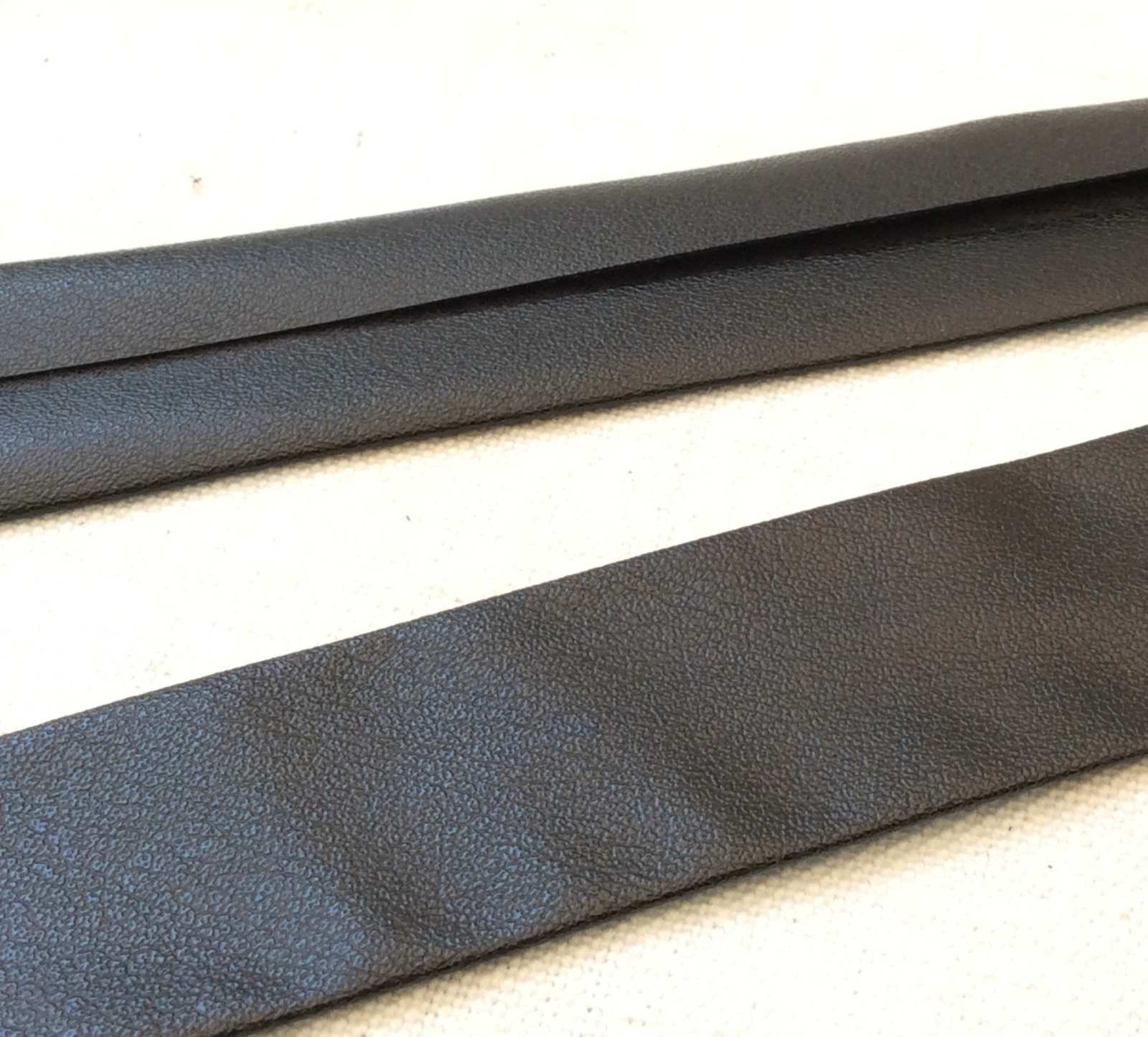 Faux Leather Bias Tape – Style Maker Fabrics