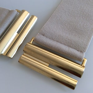 Fashion beige elastic waist belt. Size 2&quot;. buckle in different colors