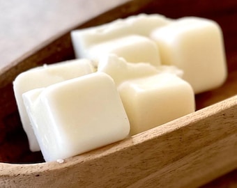 Soy Wax Melts: Handcrafted Flameless Home Fragrance - 2.5oz