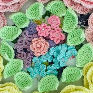 Häkelblätter für Scrapbooking Häkelrosen Applikation Häkelblumen Set 0f 25 Stk Motiv Frühlingsblatt Verzierung Blumen