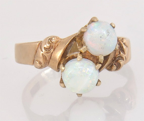 Antique 1.00ct Genuine Opal 14K Yellow Gold Victo… - image 1