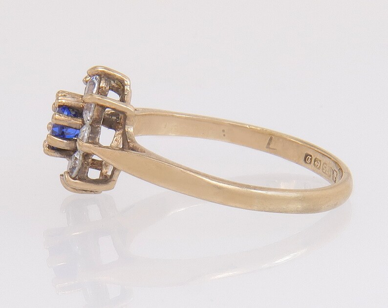 Vintage Estate 9K Yellow Gold .41ct Blue & White CZ Halo Engagement Ring Size 4 image 3