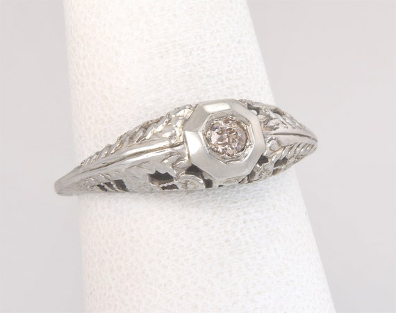 Antique 18k White Gold .07ct Champagne Diamond Fl… - image 1