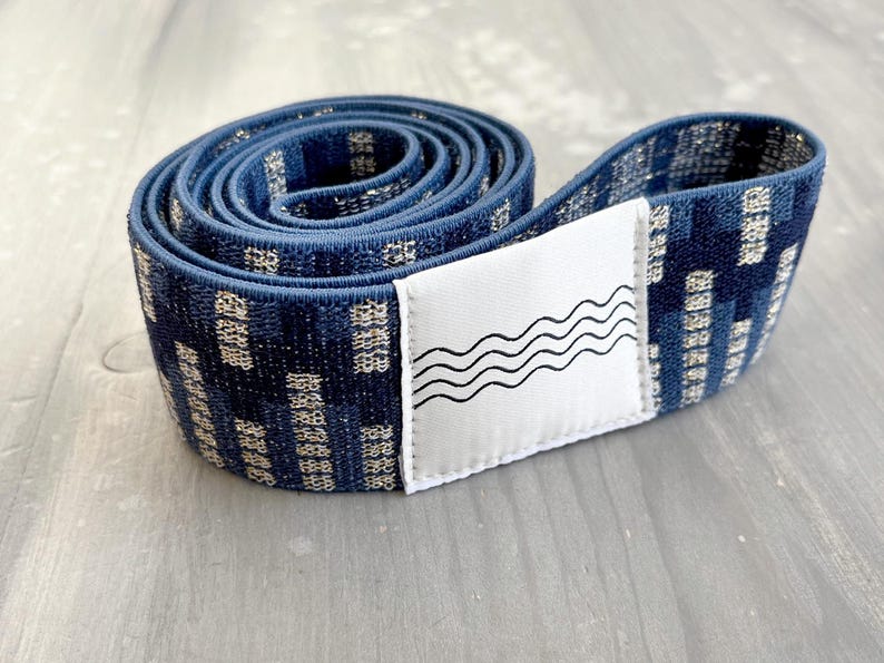 Boho Beach Towel Holder: Elastic Beach Bed Band Blue