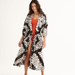 Drop Shoulder Midi Beach Robe Coverup Resortwear with Side Pockets, 'PEBBLES' image 4