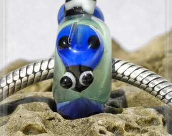 blue ladybug, Bug Collection Original Nemo Glass Bead, 8 x 15 mm, Murano, OOAK, SRA