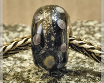 1 original NEMO bead, SRA - black stone