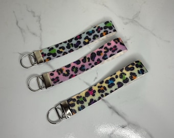 Glitter Leopard Print Faux Leather Wristlet Keychain