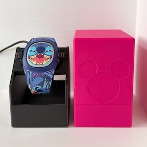 MagicBand+ Holder Travel Case Display - Charger Organizer Box - 3D Printed PLA Disney Accessory - Birthday Gift - Fan Present - Disneyland