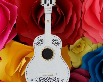 Gitara z motywem Coco z tektury: meksykański gadżet na imprezę