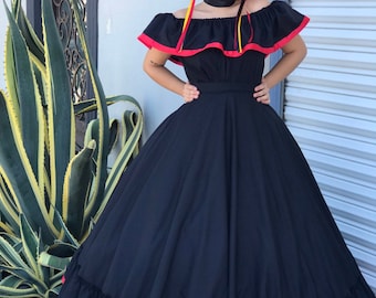 Mexican Black skirt  with top  Handmade- Beautiful- Frida Kahlo style- womans  mexican boho   coco theme party  day of the dead 100cm